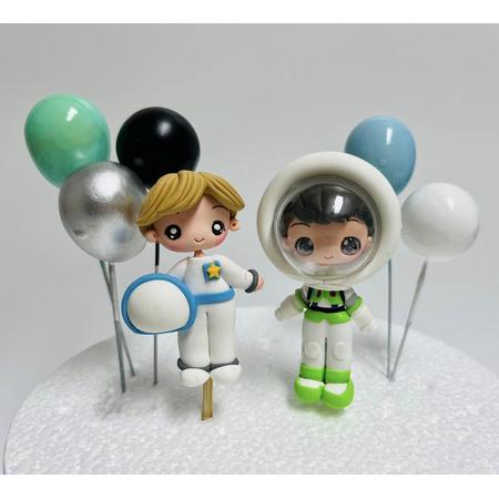 Luna Balunas Galaxy Astronaut Taart Topper | cake decoratie